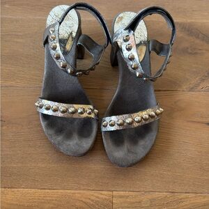 Chic Studded Sandals in Gray Suede